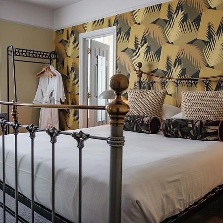 The Bull Hotel ブリッドポート エクステリア 写真